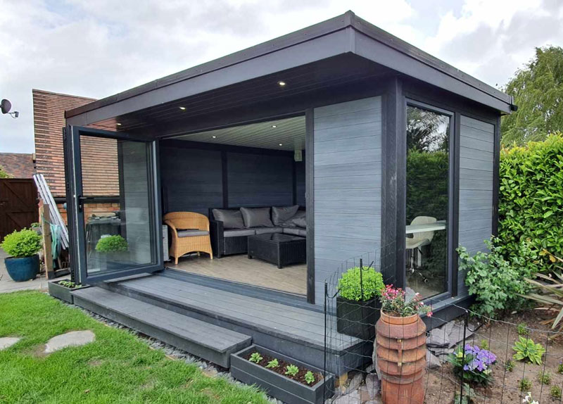 Composite Garden Rooms Do Not Need Planing Permission